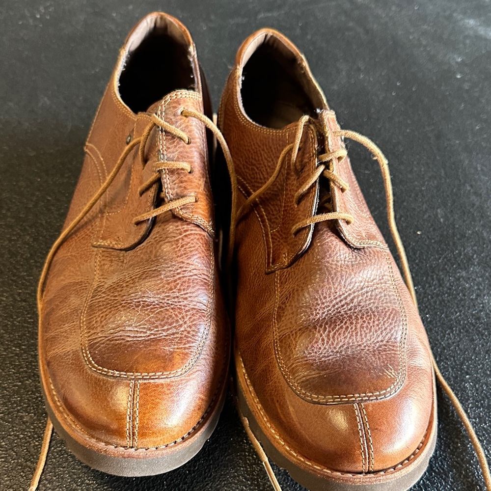Rockport Men's Tan Leather Oxfords